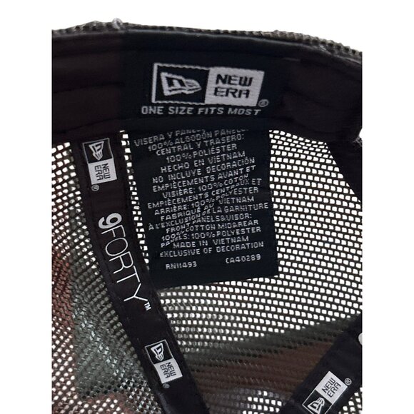 New Era Gray & Red Tampa Bay Buccaneers 9Forty Trucker Hat OSFM - Picture 7 of 8